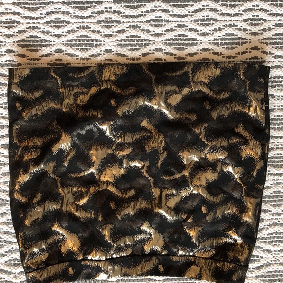 Black and Gold Mini Skirt - Picture 2 of 3